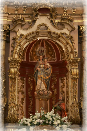 Virgen del Pilar, Altar Mayor de la Iglesia del Pilar